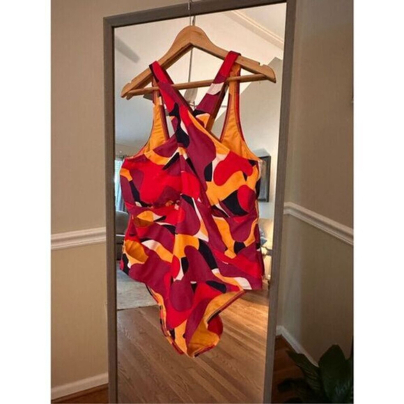 Adore Me 4x‎ Bathingsuit One Piece Colorblock - Picture 1 of 5